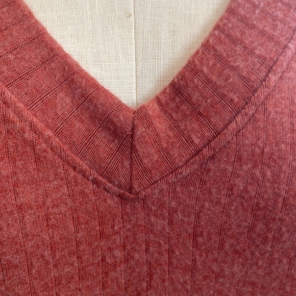 Nordstrom PST by Project Social T V- Neck Knit Sweater Heather Chilli Women's XS - Picture 8 of 9